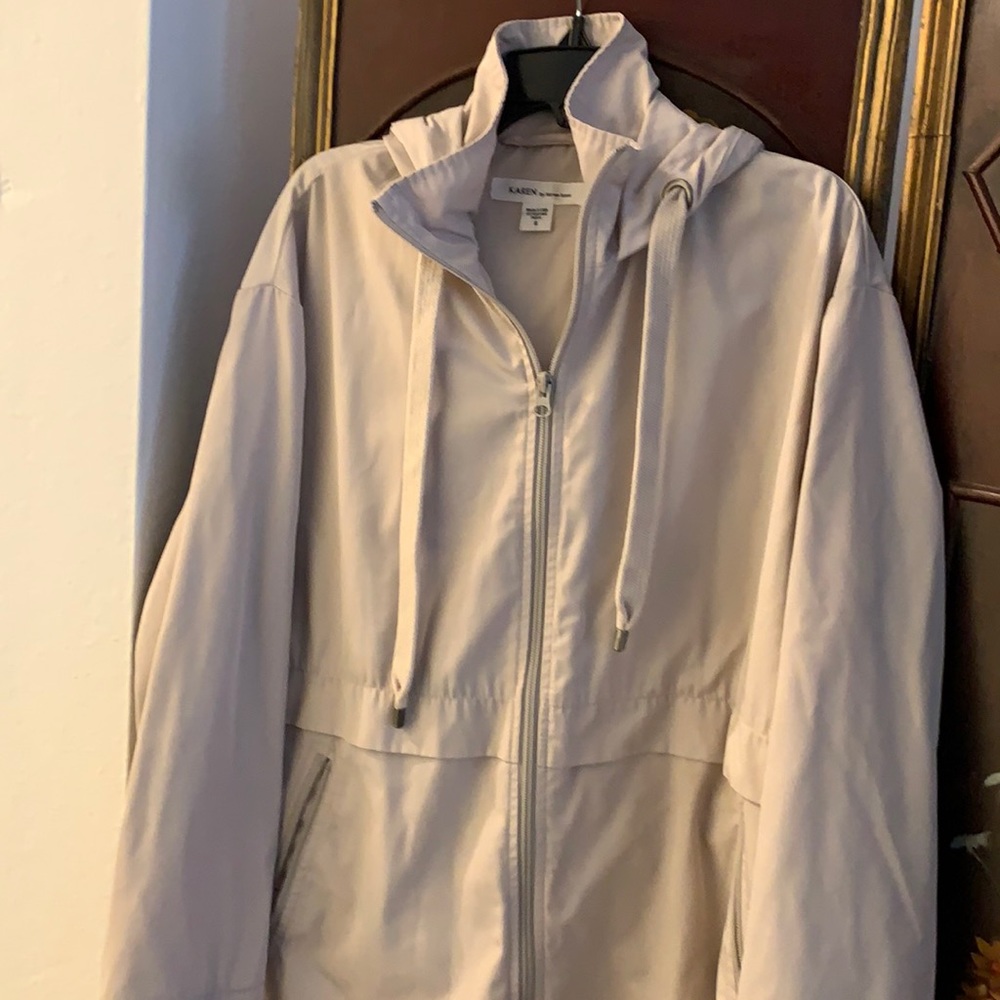 Beautiful Karen Kane hooded rain jacket.